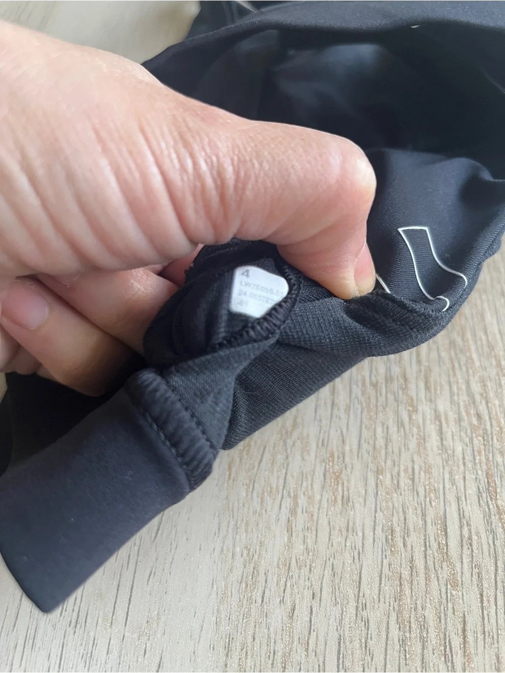 lululemon athletica Black Logo Triangle Light-Support Sports Bra size 4